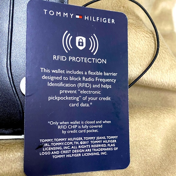 Tommy Hilfiger Leather Card/Wallet NEW - Picture 9 of 11